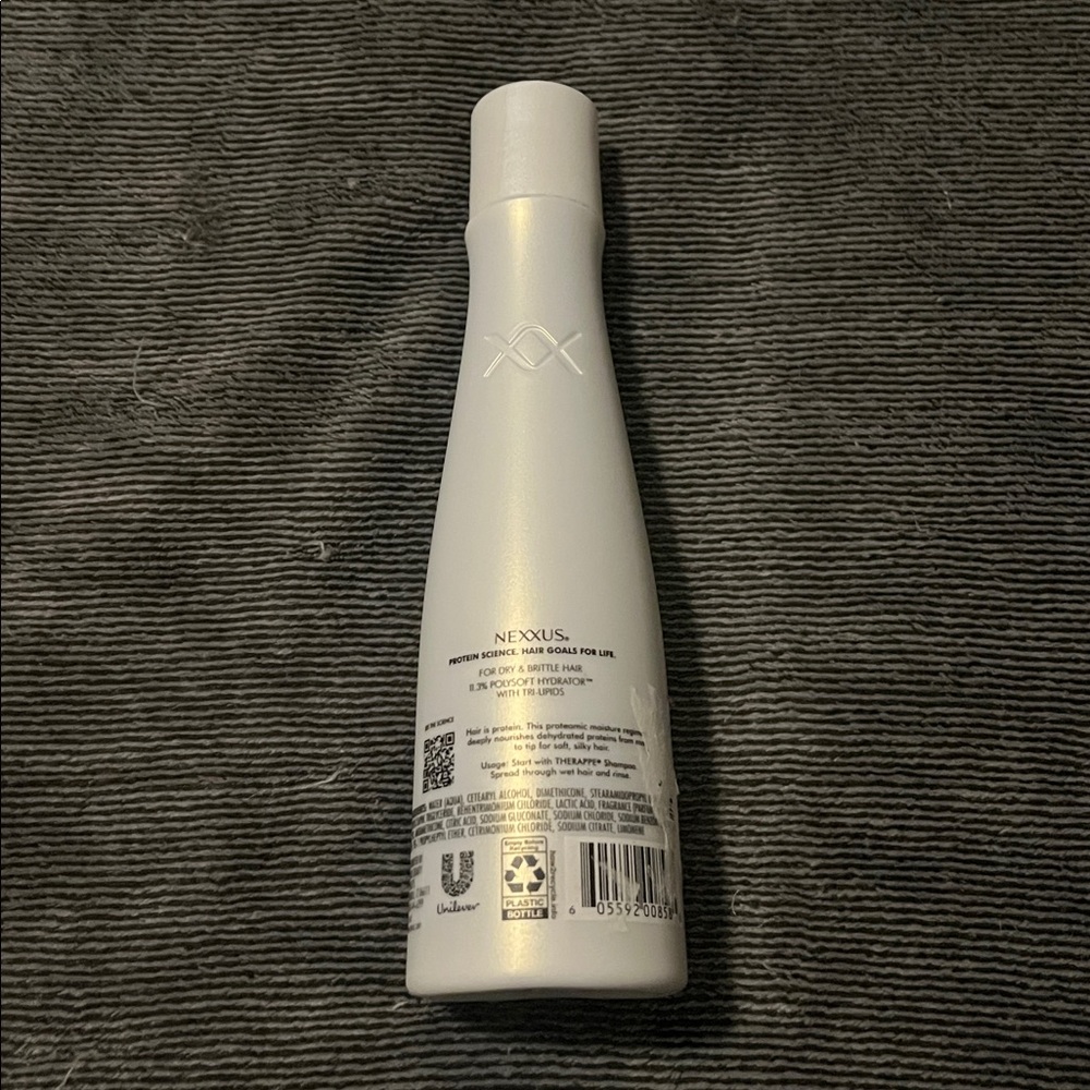 Nexxus Humectress Moisture Conditioner - Picture 3 of 4